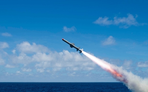 Quân sự thế giới hôm nay (15-4): Tên lửa Harpoon đạt mức giá cao kỷ lục